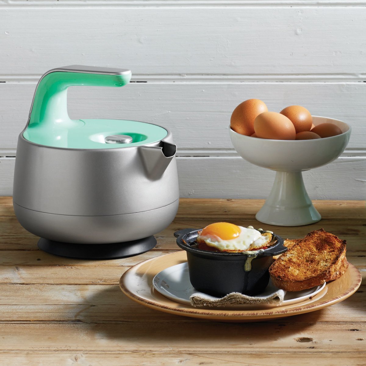Marc Newson designs matching kettle and toaster for Sunbeam